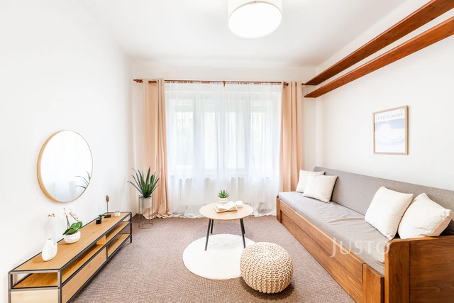 Prodej bytu 3+1 72 m² se společnou zahradou