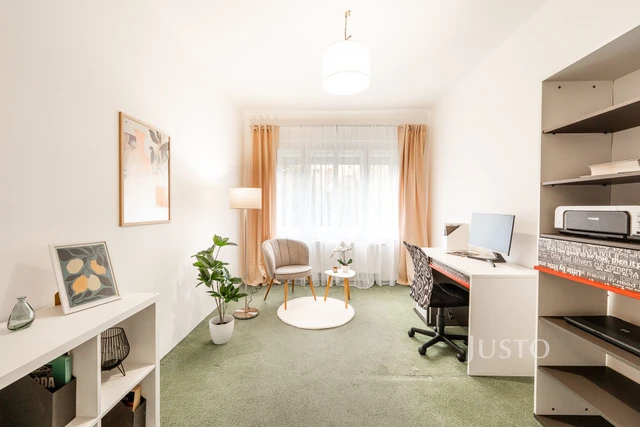 Prodej bytu 3+1 72 m² se společnou zahradou