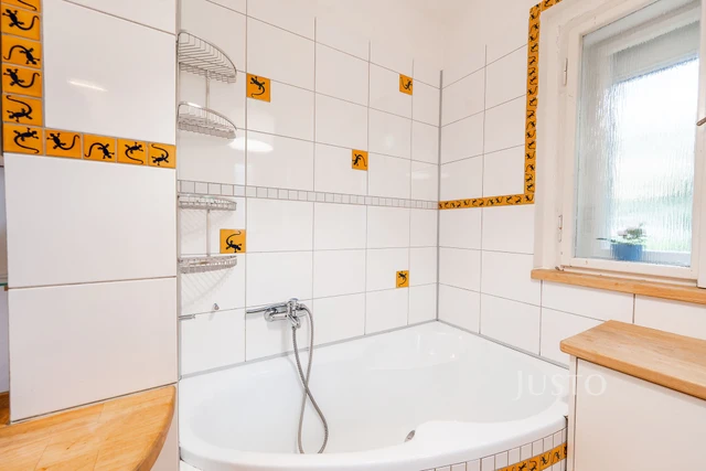 Prodej bytu 3+1 72 m² se společnou zahradou