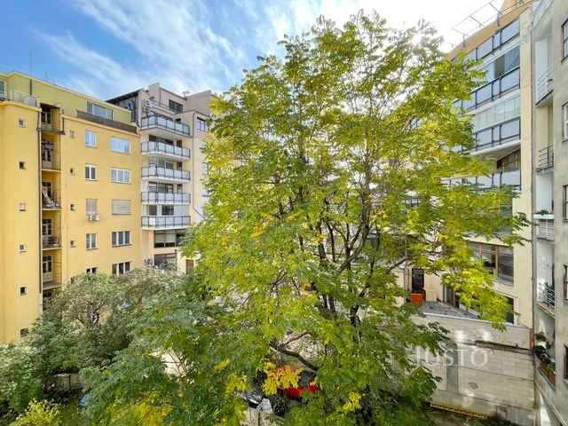 Pronájem 2+1, 87 m², Praha 2 - Vinohrady