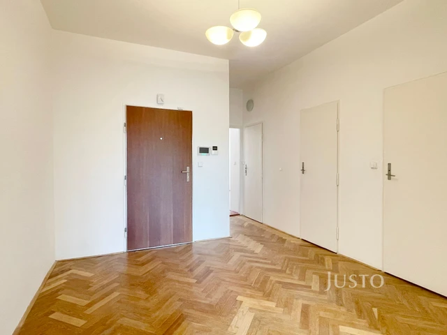 Pronájem 2+1, 87 m², Praha 2 - Vinohrady