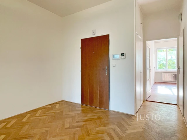 Pronájem 2+1, 87 m², Praha 2 - Vinohrady