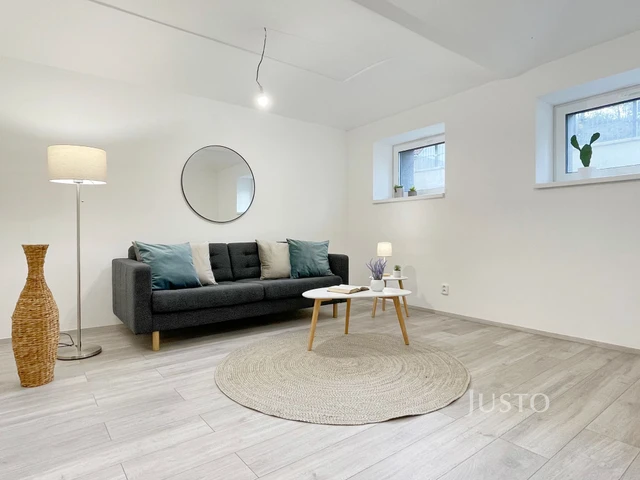 Prodej rodinného domu 207 m² s pozemkem 331 m² + terasa 12 m²