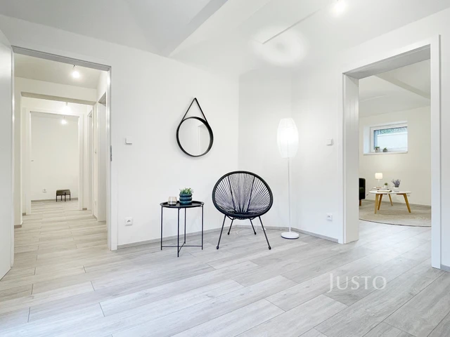 Prodej rodinného domu 207 m² s pozemkem 331 m² + terasa 12 m²