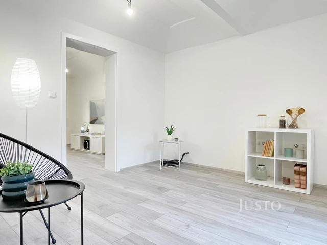 Prodej rodinného domu 207 m² s pozemkem 331 m² + terasa 12 m²