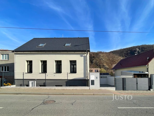 Prodej 3+1 71 m² + parkování