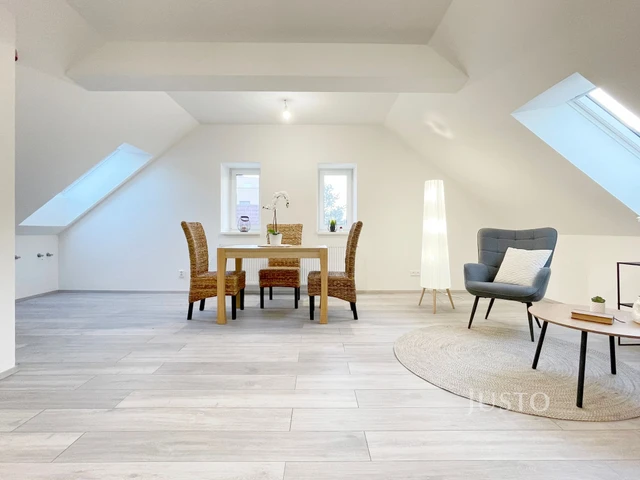 Prodej 2+kk 63 m² + parkování