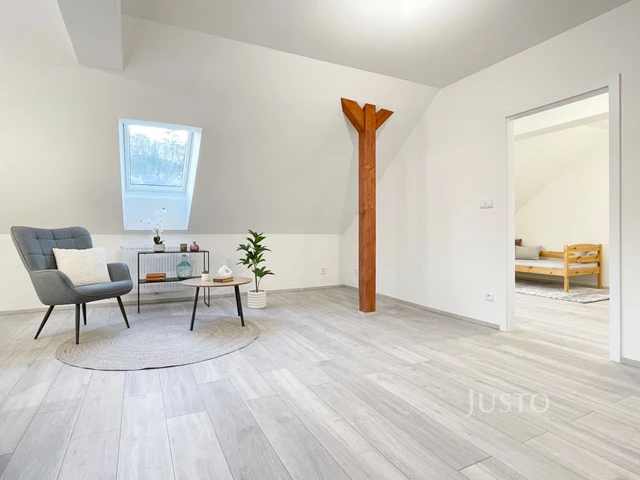 Prodej 2+kk 63 m² + parkování