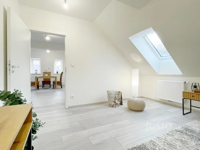 Prodej 2+kk 63 m² + parkování