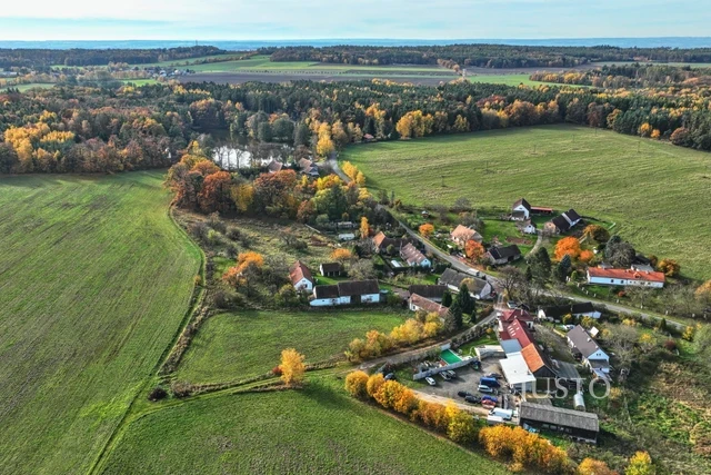 Prodej pozemku 1147 m²