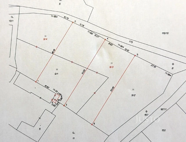 Prodej pozemku 1147 m²