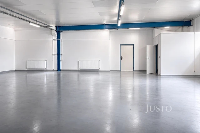 Pronájem skladů 128 m²