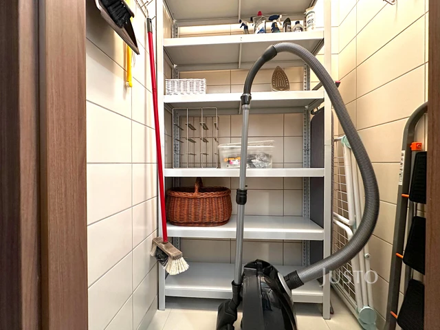 Pronájem 2+kk 55 m² + balkón 8 m² + parkování