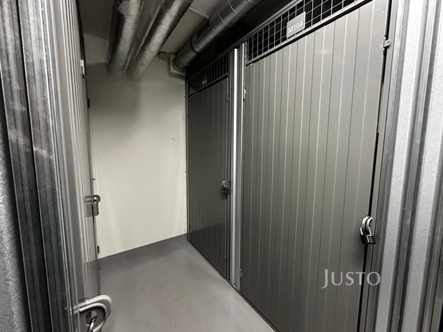 Pronájem 2+kk 55 m² + balkón 8 m² + parkování