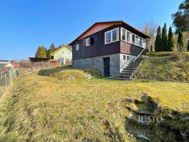 Prodej chaty 37 m² s pozemkem 574 m²