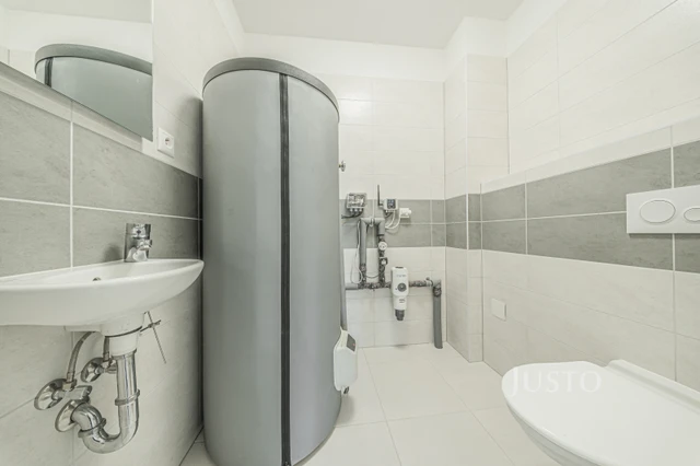 Prodej rodinného domu 83 m² s pozemkem 1180 m² + terasa