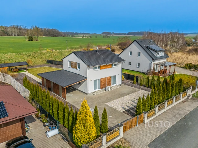 Prodej rodinného domu 117 m² s pozemkem 1389 m²