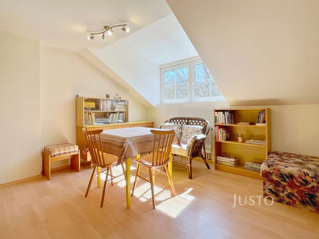 Prodej rodinného domu 98 m² s pozemkem 625 m²