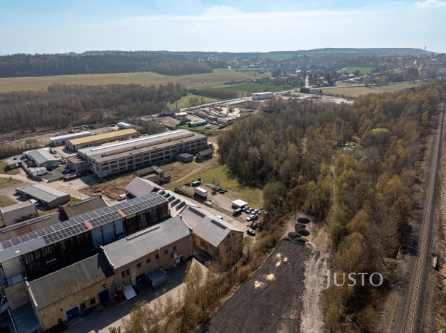 Prodej komerčního pozemku 1688 m²