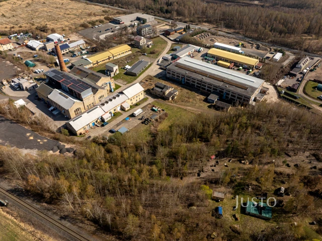 Prodej komerčního pozemku 1688 m²