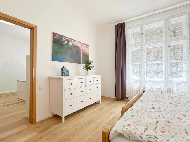 Prodej bytu 3+kk, 78 m², 9 m² sklepní kóje, Praha 3