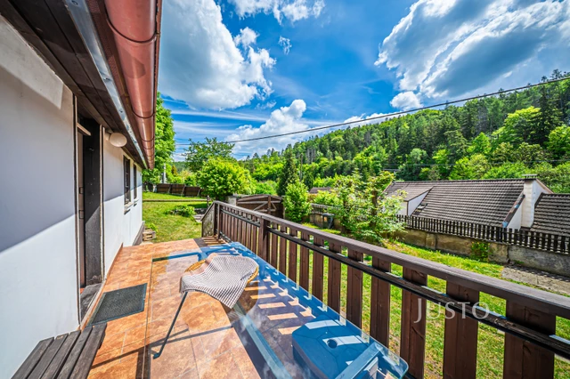 Prodej rodinného domu 137 m² s pozemkem 1588 m²