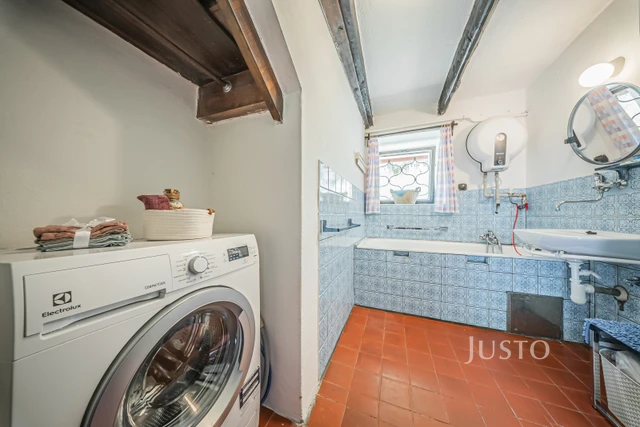 Prodej rodinného domu 137 m² s pozemkem 1588 m²