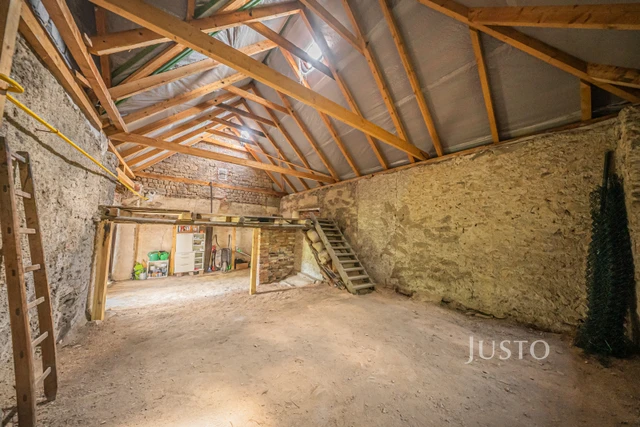 Prodej rodinného domu 137 m² s pozemkem 1588 m²