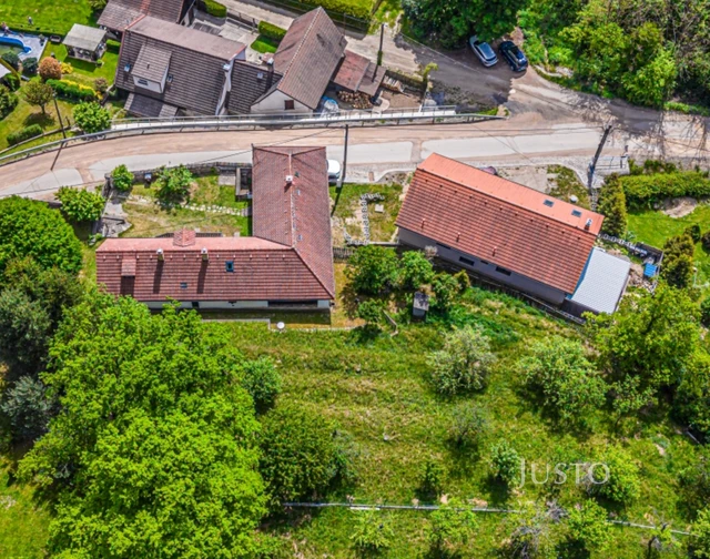 Prodej rodinného domu 137 m² s pozemkem 1588 m²
