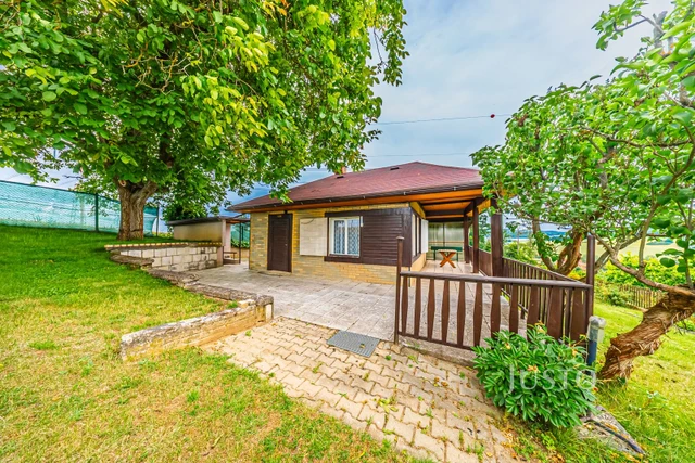 Prodej chaty 38 m² s pozemkem 770 m²