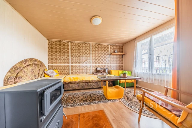 Prodej chaty 38 m² s pozemkem 770 m²
