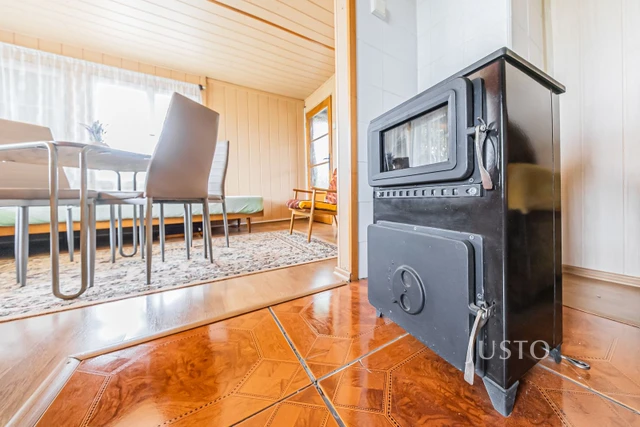 Prodej chaty 38 m² s pozemkem 770 m²