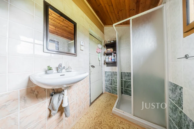 Prodej chaty 38 m² s pozemkem 770 m²