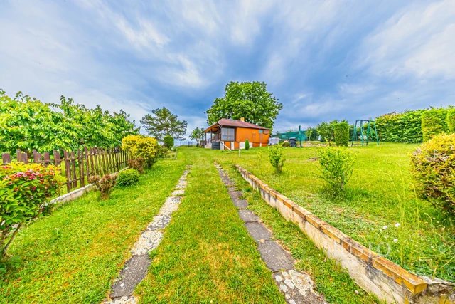 Prodej chaty 38 m² s pozemkem 770 m²