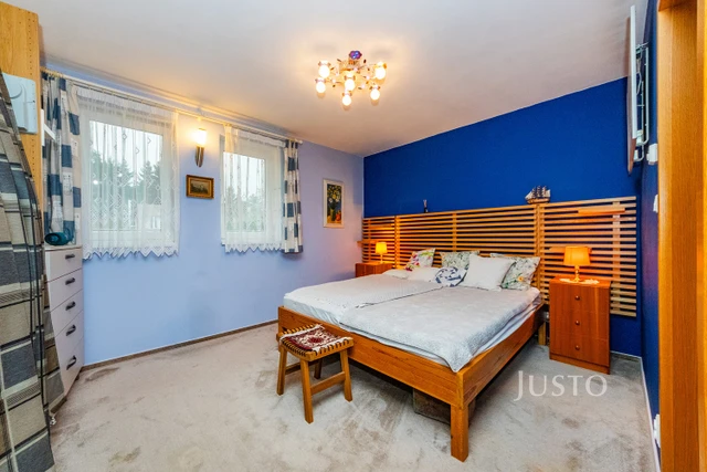 Prodej rodinného domu 206 m² s pozemkem 351 m²