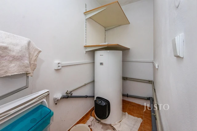 Prodej rodinného domu 206 m² s pozemkem 351 m²