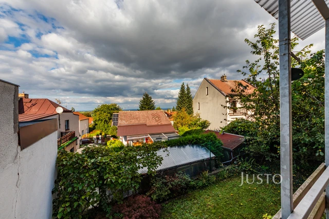 Prodej rodinného domu 206 m² s pozemkem 351 m²