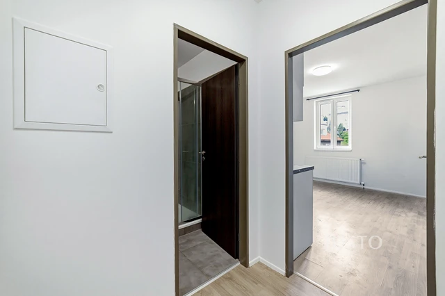 Pronájem 1+kk 25 m²