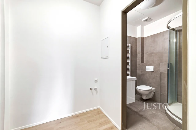 Pronájem 1+kk 25 m²
