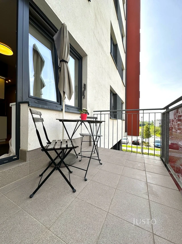 Pronájem 1+kk 32 m² + balkón 5 m²