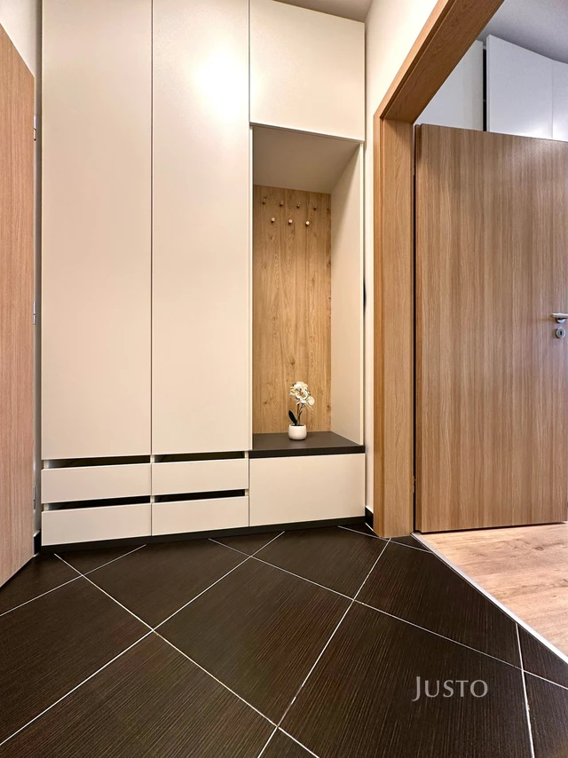 Pronájem 1+kk 32 m² + balkón 5 m²
