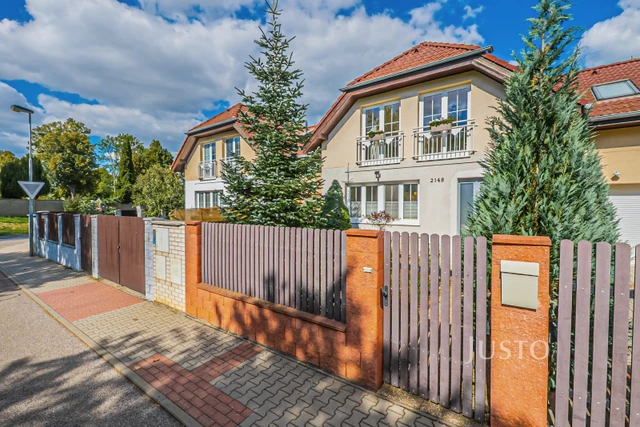 Prodej rodinného domu 129 m² s pozemkem 333 m² + balkón 3 m²