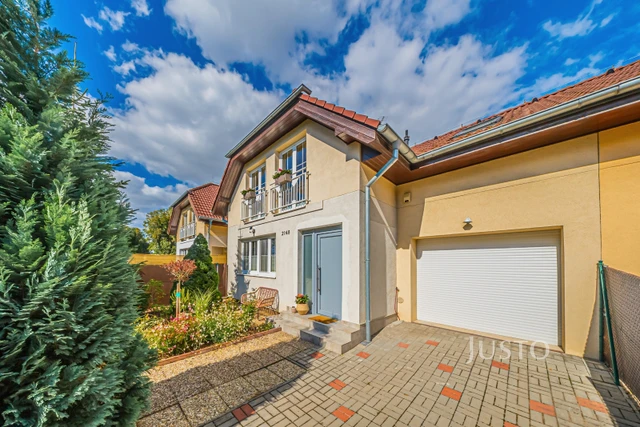 Prodej rodinného domu 129 m² s pozemkem 333 m² + balkón 3 m²