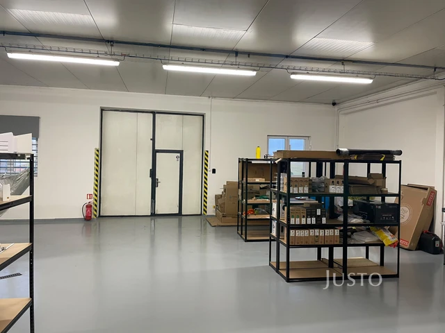 Pronájem výrobních prostor 128 m²