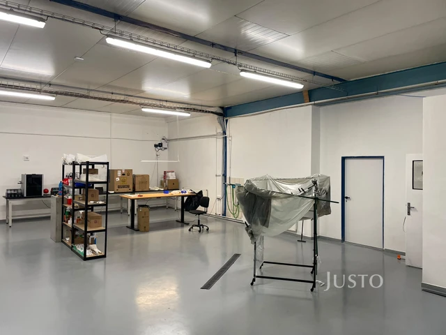 Pronájem výrobních prostor 128 m²