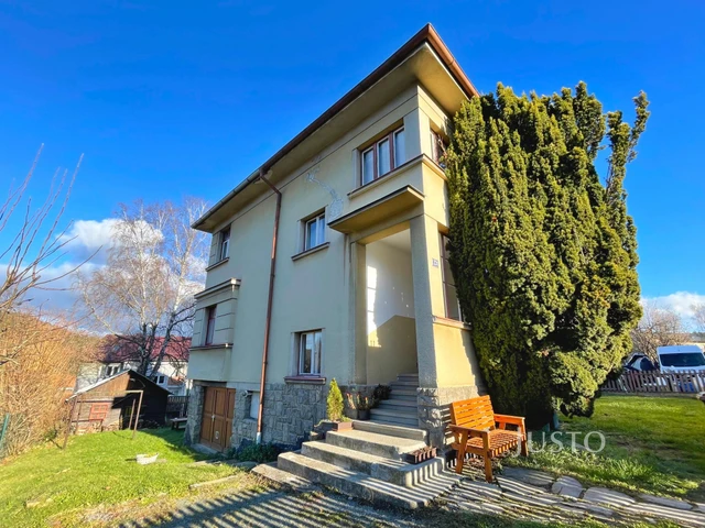 Prodej 2+1 55 m² + parkování