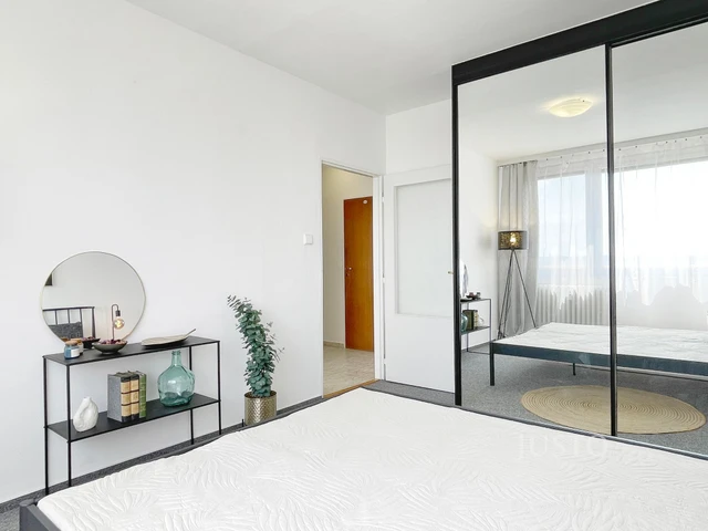 Prodej 4+1 73 m² + lodžie 7 m²