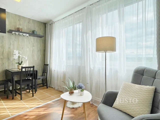 Prodej 2+kk 43 m² + lodžie 2 m²