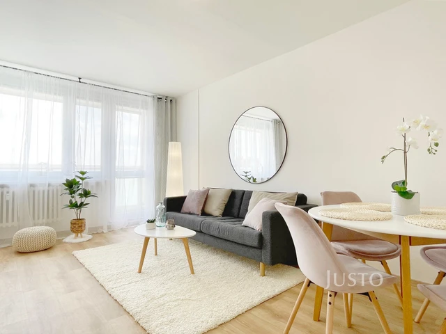 Prodej 4+1 73 m² + lodžie 7 m²