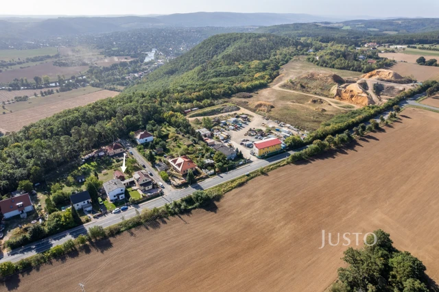 Prodej pozemku 1497 m²